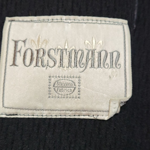 Chic Vintage Coat - Picture 4 of 6